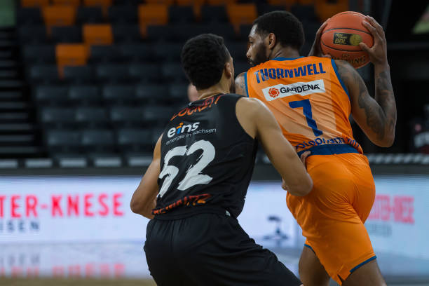 续与发展 续与发展